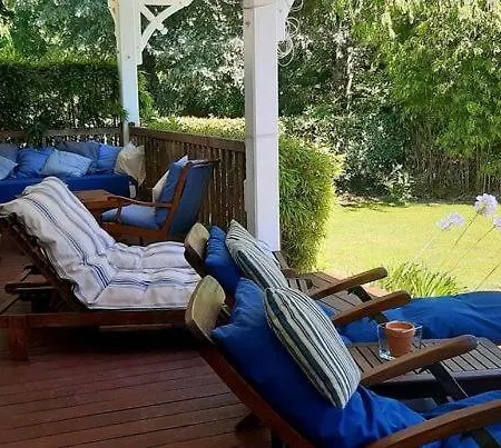 Villa Romance *
